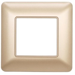 Placca in tecnopolimero 2P oro compatibile Matix